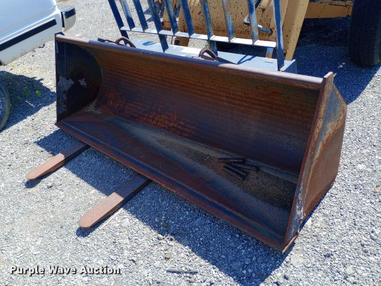 image for item DP1103 Ford 260C tractor