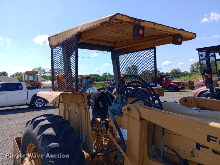 image for item DP1103 Ford 260C tractor