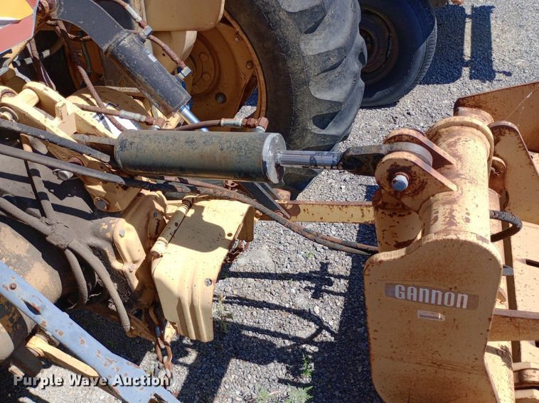 image for item DP1103 Ford 260C tractor