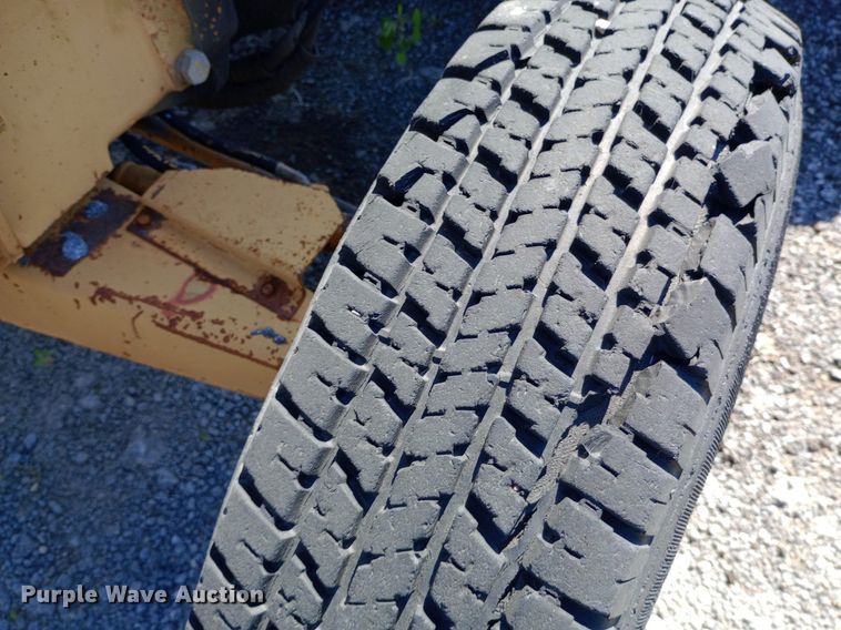 image for item DP1103 Ford 260C tractor