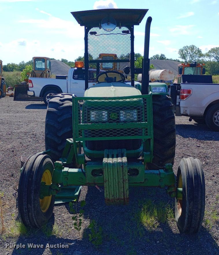 image for item DP1104 2010 John Deere 5065E tractor