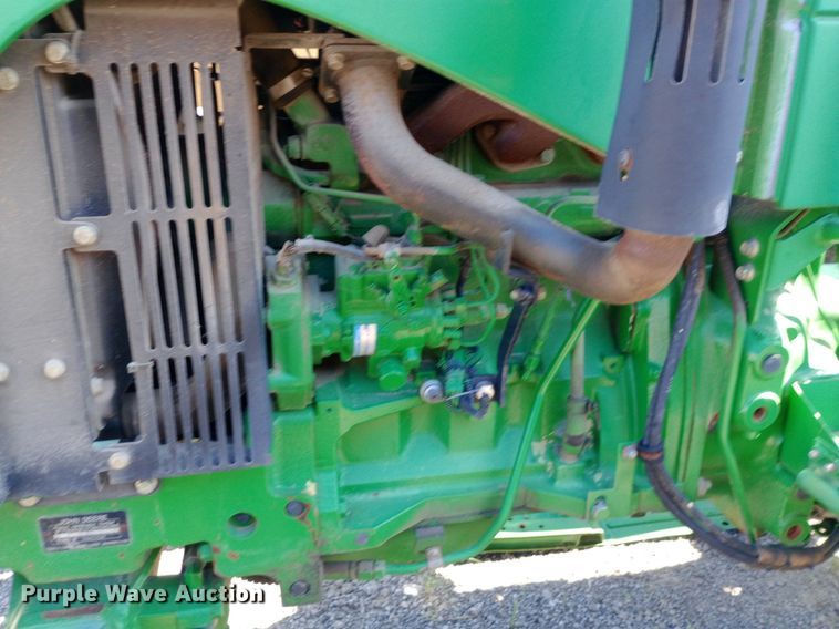 image for item DP1104 2010 John Deere 5065E tractor