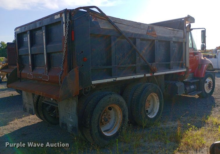 image for item DP1106 2007 International 7400 dump truck