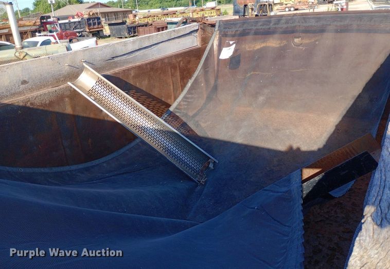 image for item DP1106 2007 International 7400 dump truck