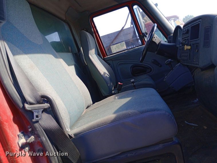 image for item DP1106 2007 International 7400 dump truck