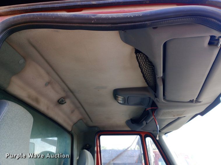 image for item DP1106 2007 International 7400 dump truck