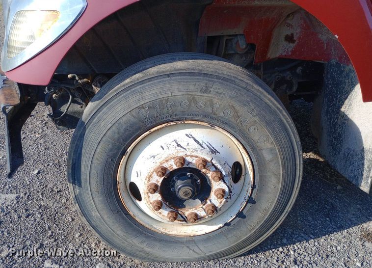 image for item DP1106 2007 International 7400 dump truck