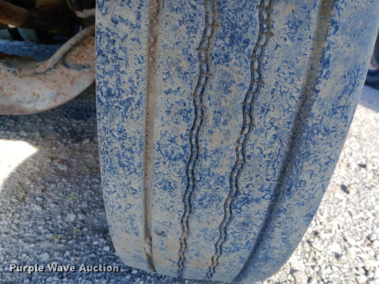 image for item DP1106 2007 International 7400 dump truck