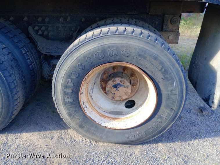 image for item DP1106 2007 International 7400 dump truck