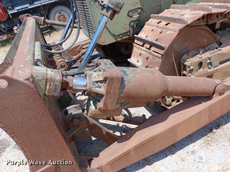 image for item DP1107 1971 Caterpillar D7F dozer