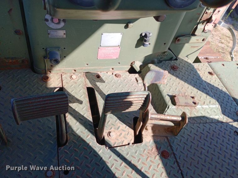 image for item DP1107 1971 Caterpillar D7F dozer