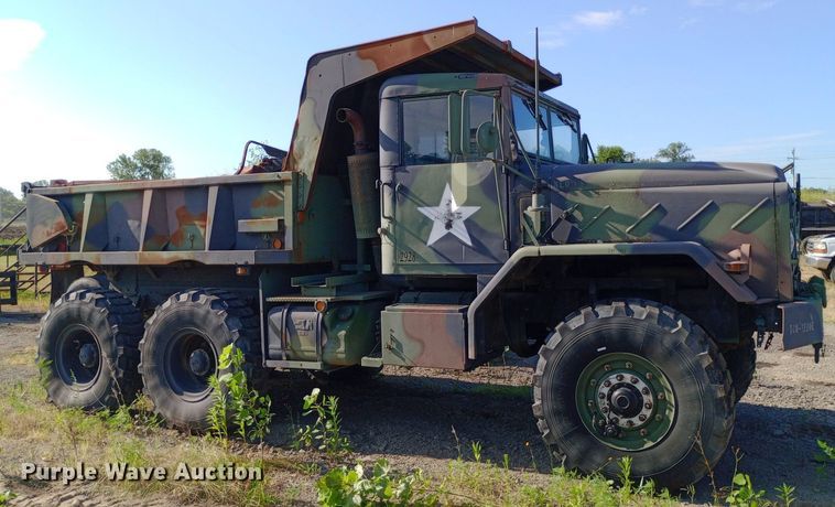 image for item DP1109 1989 Bowen & McLaughlin York M929 dump truck