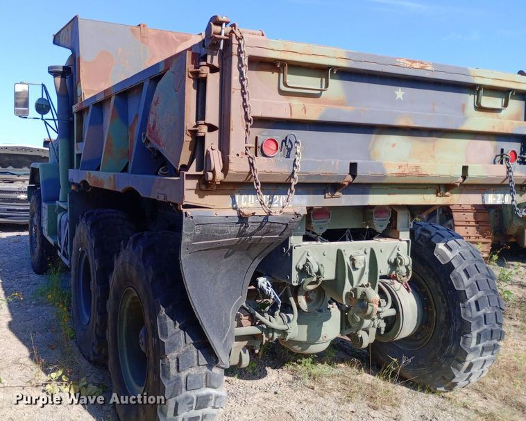 image for item DP1109 1989 Bowen & McLaughlin York M929 dump truck