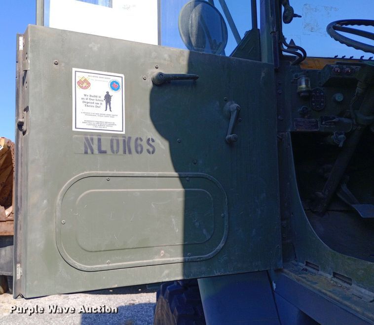 image for item DP1109 1989 Bowen & McLaughlin York M929 dump truck