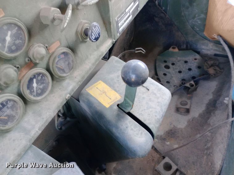 image for item DP1109 1989 Bowen & McLaughlin York M929 dump truck