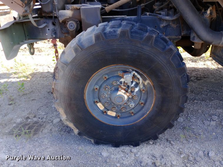 image for item DP1109 1989 Bowen & McLaughlin York M929 dump truck