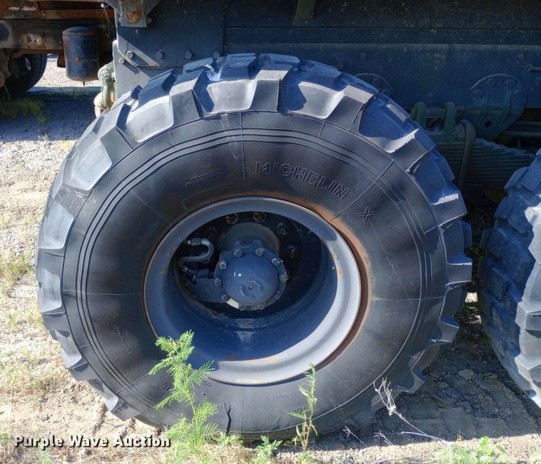 image for item DP1109 1989 Bowen & McLaughlin York M929 dump truck