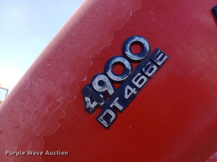 image for item DP1111 2001 International 4900 dump truck