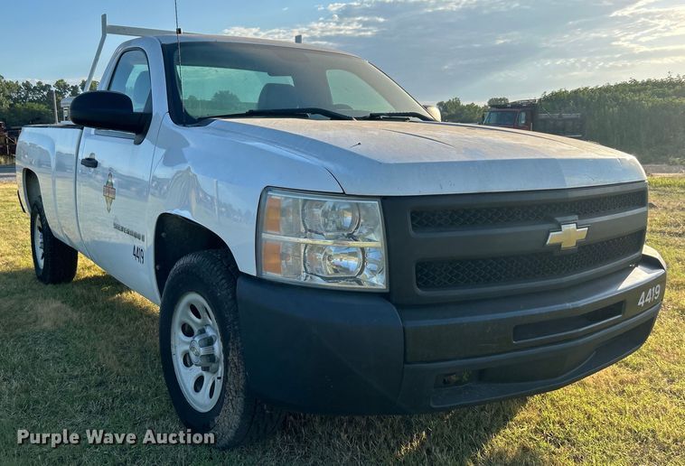image for item DP1113 2009 Chevrolet Silverado 1500 pickup truck