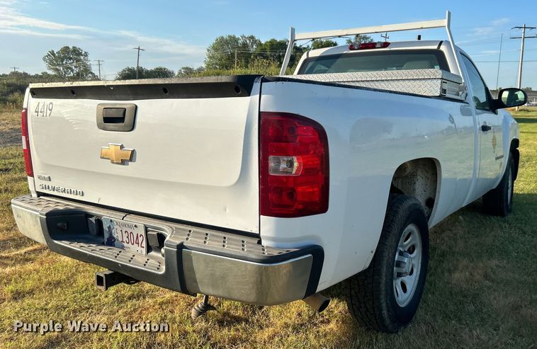 image for item DP1113 2009 Chevrolet Silverado 1500 pickup truck