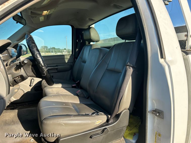 image for item DP1113 2009 Chevrolet Silverado 1500 pickup truck