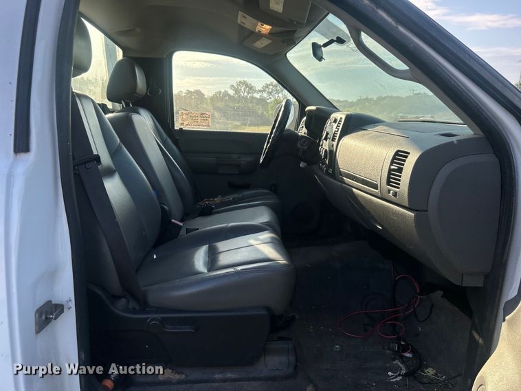 image for item DP1113 2009 Chevrolet Silverado 1500 pickup truck