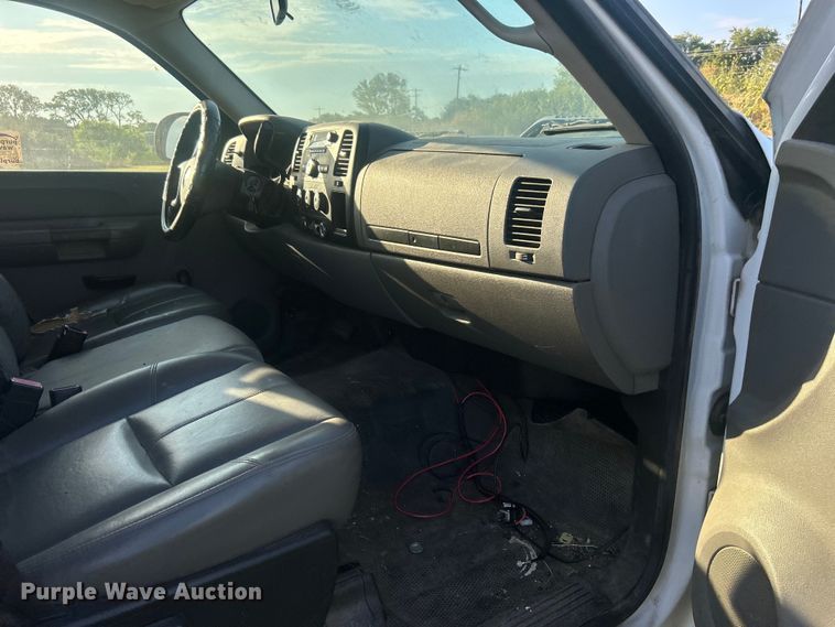 image for item DP1113 2009 Chevrolet Silverado 1500 pickup truck