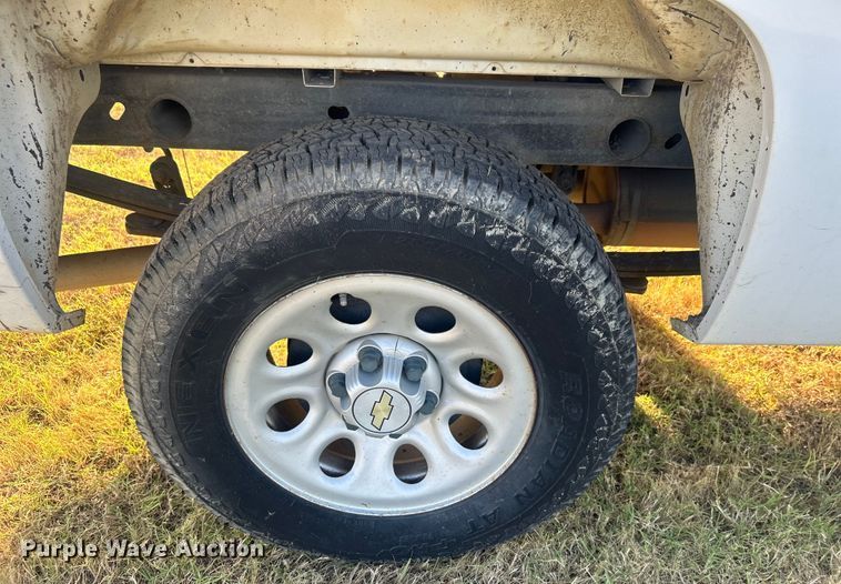 image for item DP1113 2009 Chevrolet Silverado 1500 pickup truck