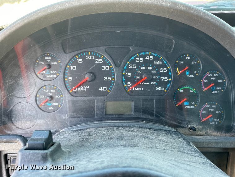 image for item DP1114 2007 International 7400 dump truck