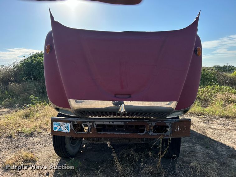 image for item DP1114 2007 International 7400 dump truck