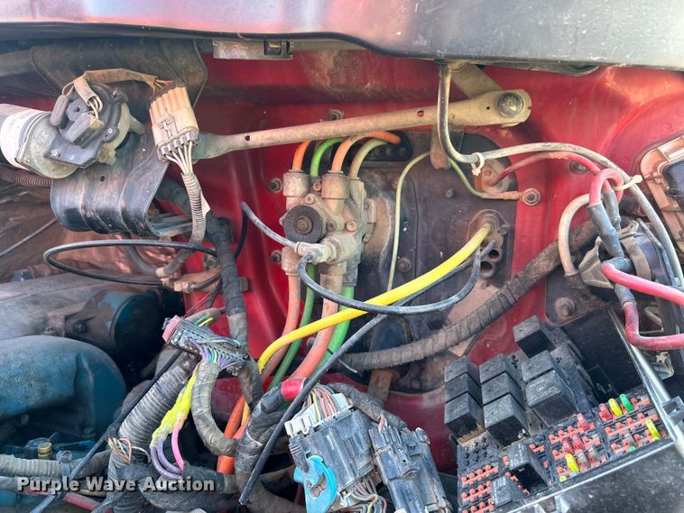 image for item DP1114 2007 International 7400 dump truck