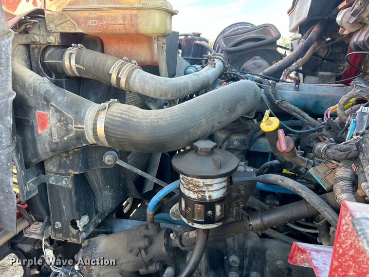 image for item DP1114 2007 International 7400 dump truck