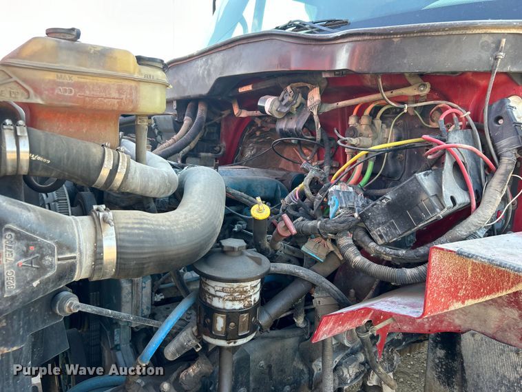 image for item DP1114 2007 International 7400 dump truck