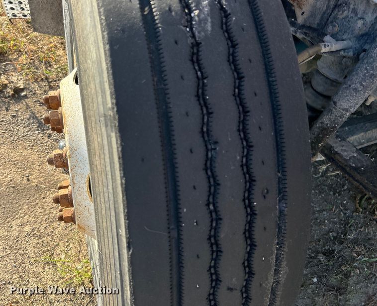 image for item DP1114 2007 International 7400 dump truck