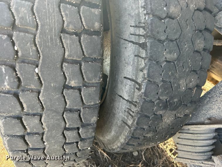 image for item DP1114 2007 International 7400 dump truck