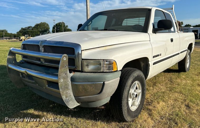 image for item DP1115 1998 Dodge Ram 1500 Quad Cab pickup truck