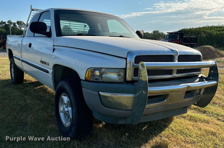 image for item DP1115 1998 Dodge Ram 1500 Quad Cab pickup truck