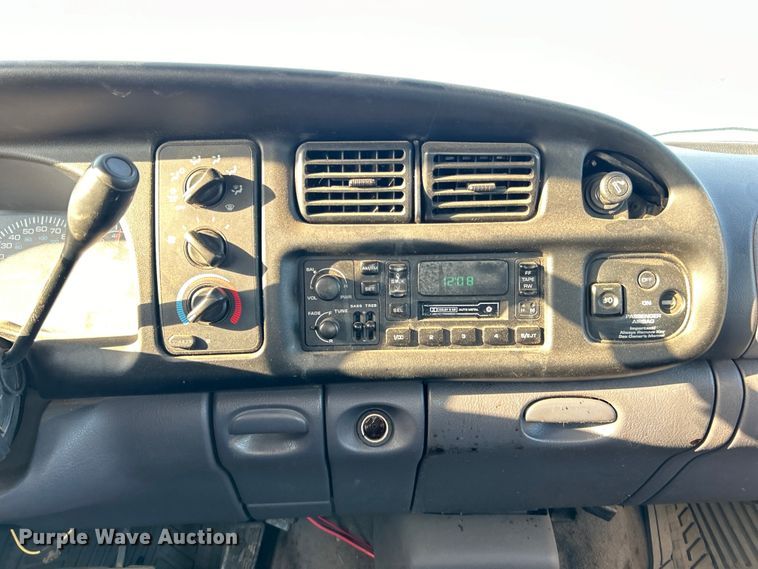 image for item DP1115 1998 Dodge Ram 1500 Quad Cab pickup truck