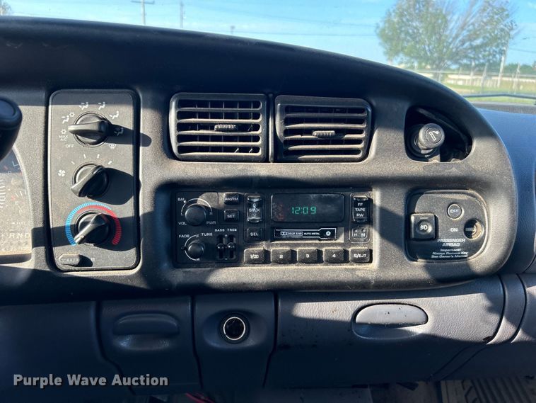 image for item DP1115 1998 Dodge Ram 1500 Quad Cab pickup truck