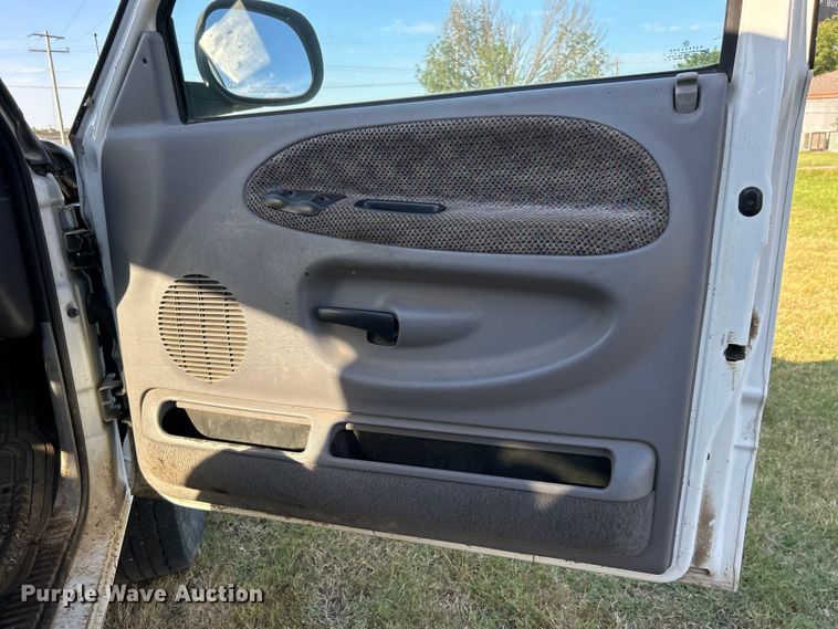 image for item DP1115 1998 Dodge Ram 1500 Quad Cab pickup truck