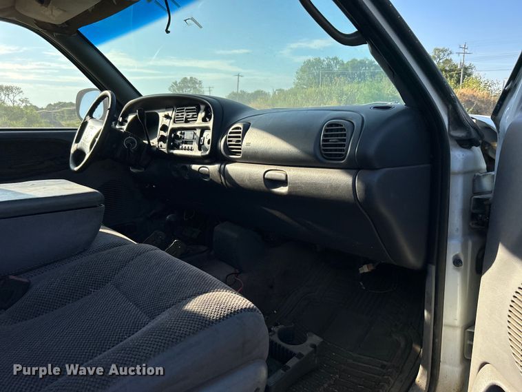 image for item DP1115 1998 Dodge Ram 1500 Quad Cab pickup truck