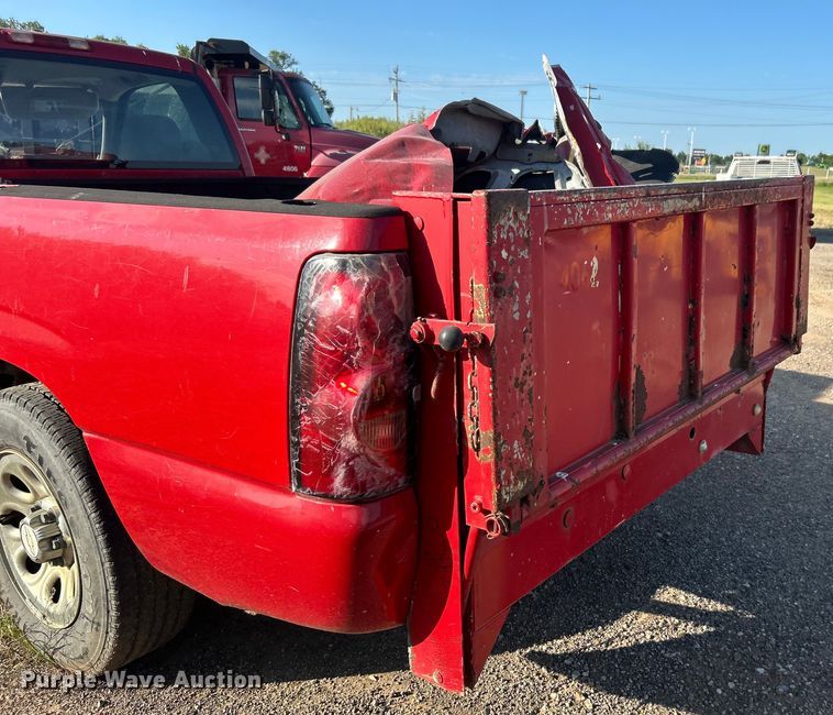 image for item DP1116 2006 Chevrolet Silverado 1500 pickup truck