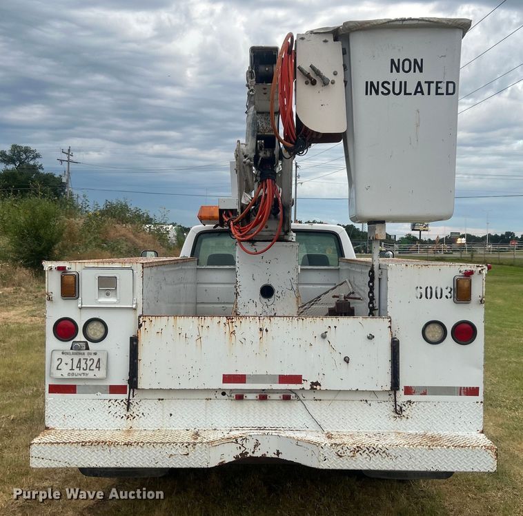 image for item DP1117 1993 Ford F450 Super Duty bucket truck