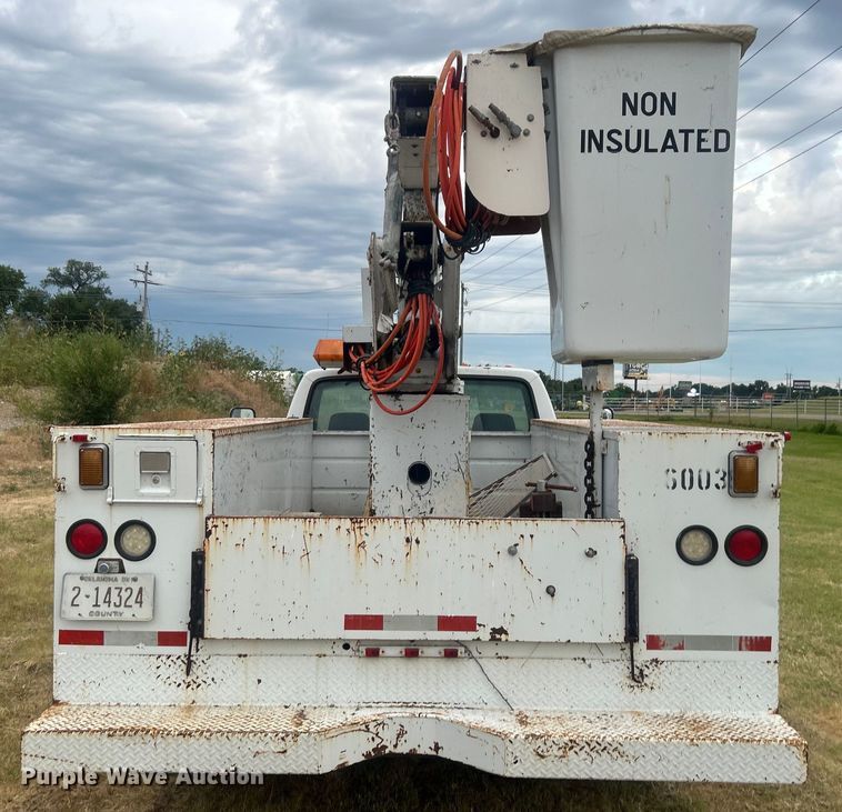 image for item DP1117 1993 Ford F450 Super Duty bucket truck