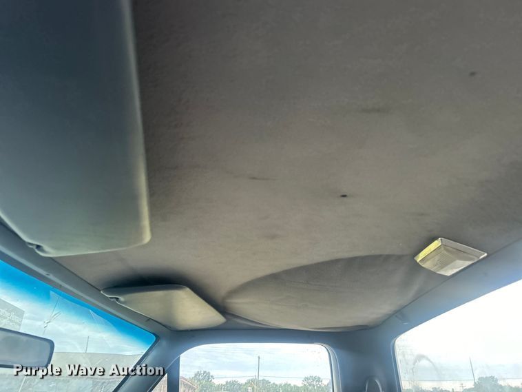 image for item DP1117 1993 Ford F450 Super Duty bucket truck