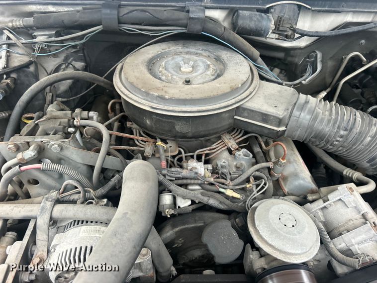 image for item DP1117 1993 Ford F450 Super Duty bucket truck