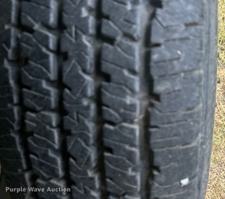 image for item DP1117 1993 Ford F450 Super Duty bucket truck