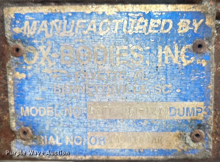 image for item DP1121 2001 International 4900 dump truck