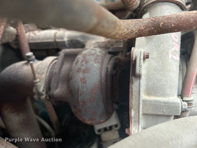 image for item DP1121 2001 International 4900 dump truck