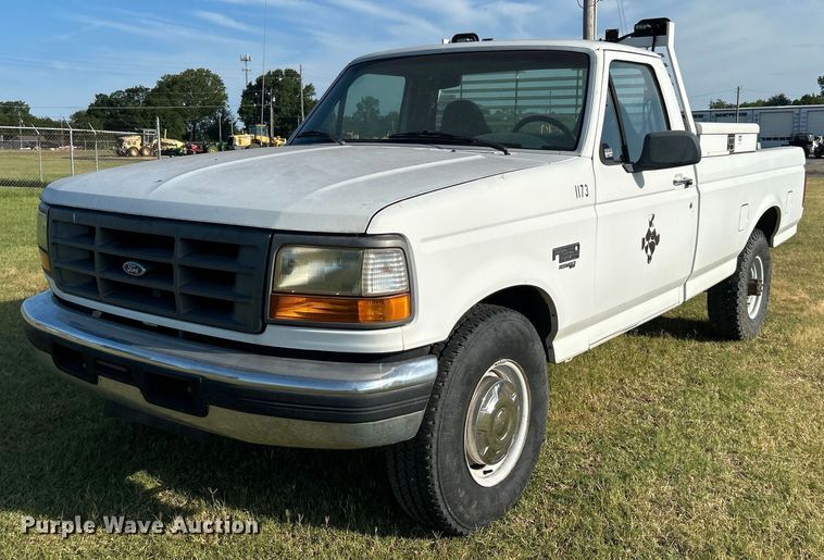 image for item DP1123 1997 Ford F250 pickup truck